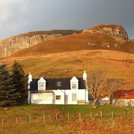 Staffin Bay View Villa Stenscholl ภายนอก รูปภาพ
