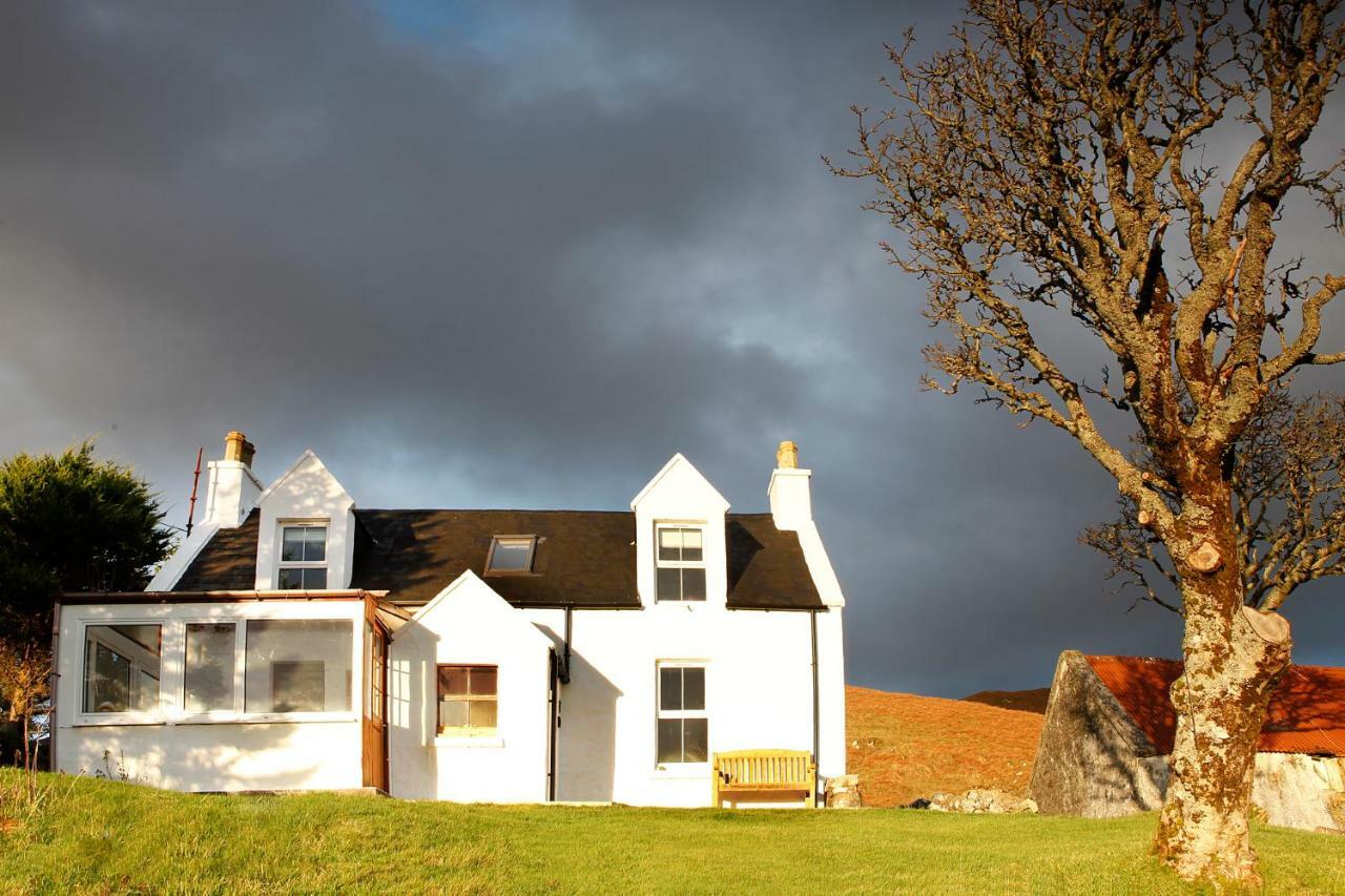 Staffin Bay View Villa Stenscholl ภายนอก รูปภาพ
